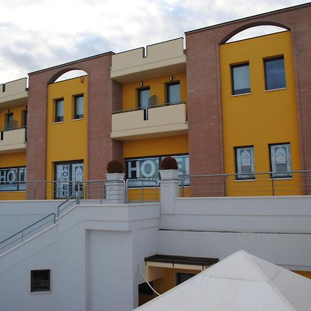 Hotel La Tavernetta Campobasso Dış mekan fotoğraf