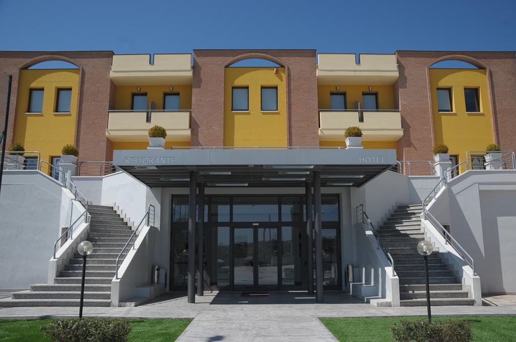 Hotel La Tavernetta Campobasso Dış mekan fotoğraf