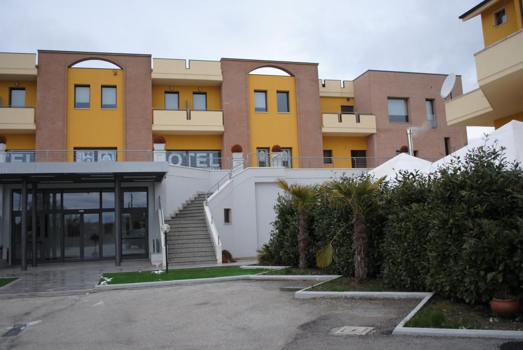 Hotel La Tavernetta Campobasso Dış mekan fotoğraf