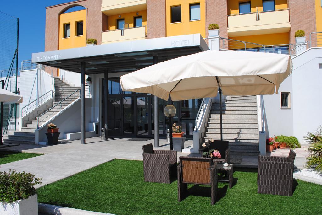 Hotel La Tavernetta Campobasso Dış mekan fotoğraf
