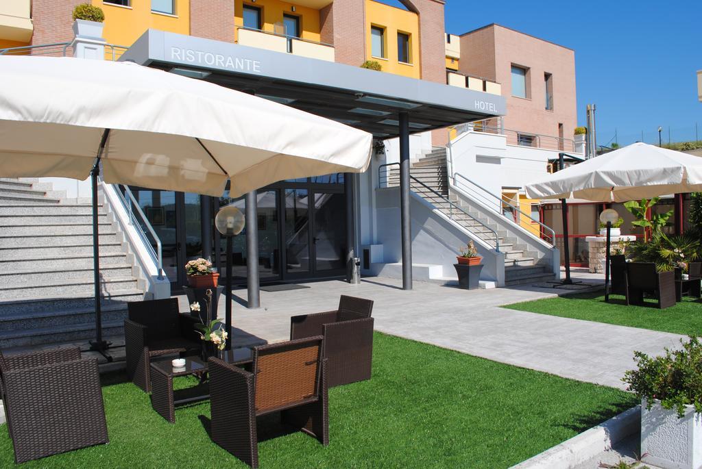 Hotel La Tavernetta Campobasso Dış mekan fotoğraf